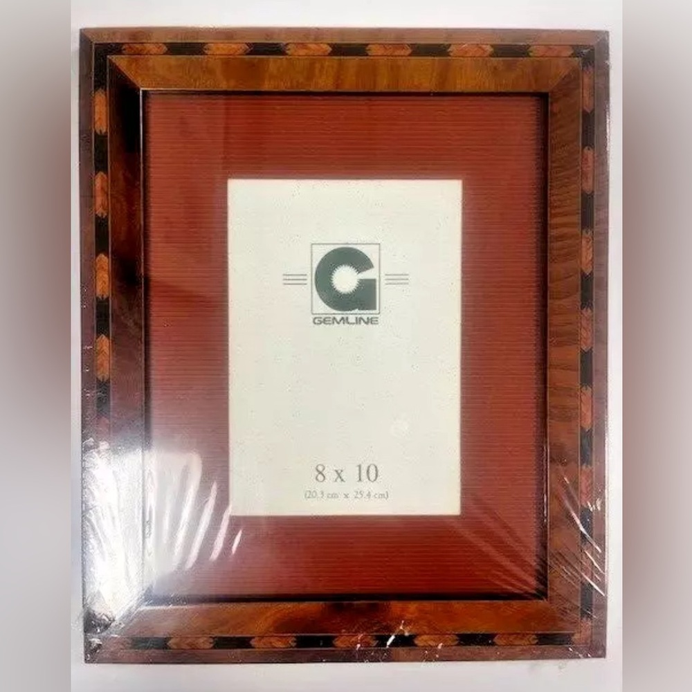 NEW & SEALED! Gemline Wood Veneer Inlay 8 x 10 Photo Picture Frame